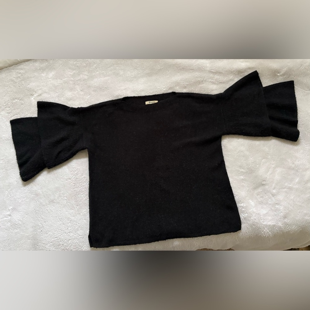 Madewell Charcoal Ruffle Sleeve Sweater - S